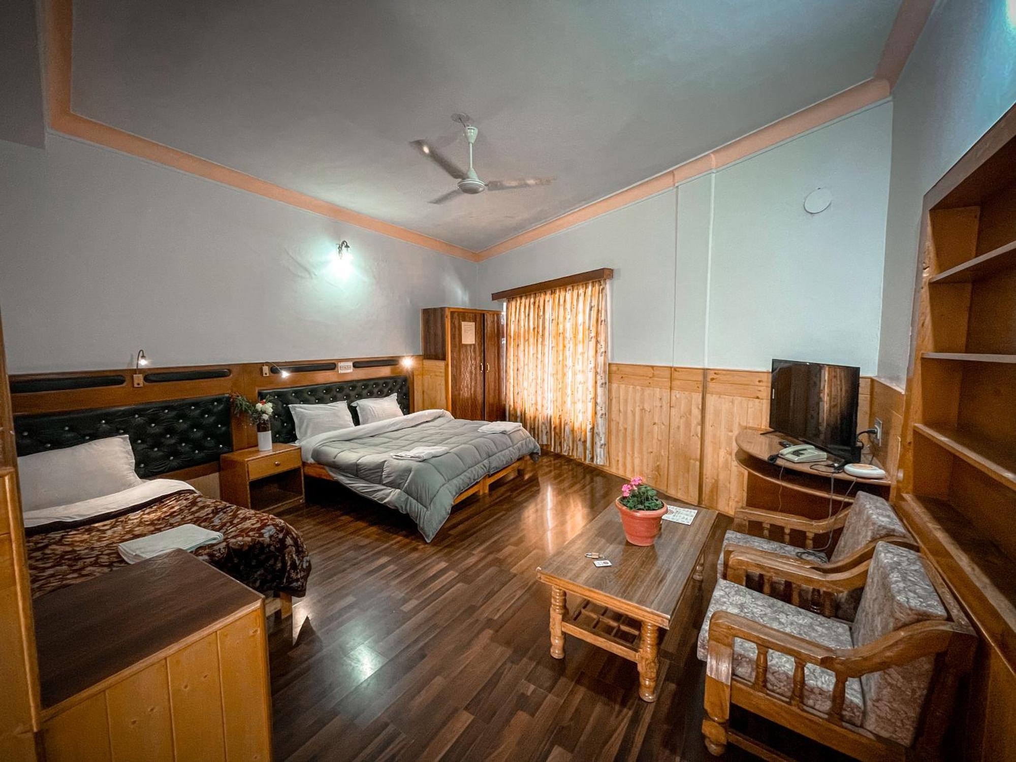 Hotel Shaynam Leh Buitenkant foto